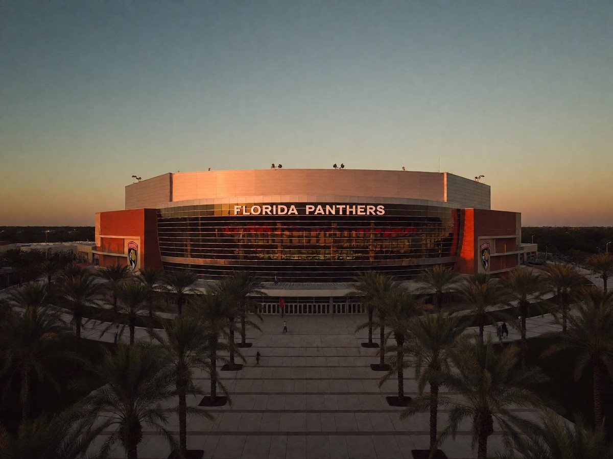 Joel Quenneville returns to Florida Panthers coaching bench