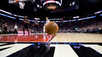 Thunder vs Celtics: 2026 NBA standings race comparison
