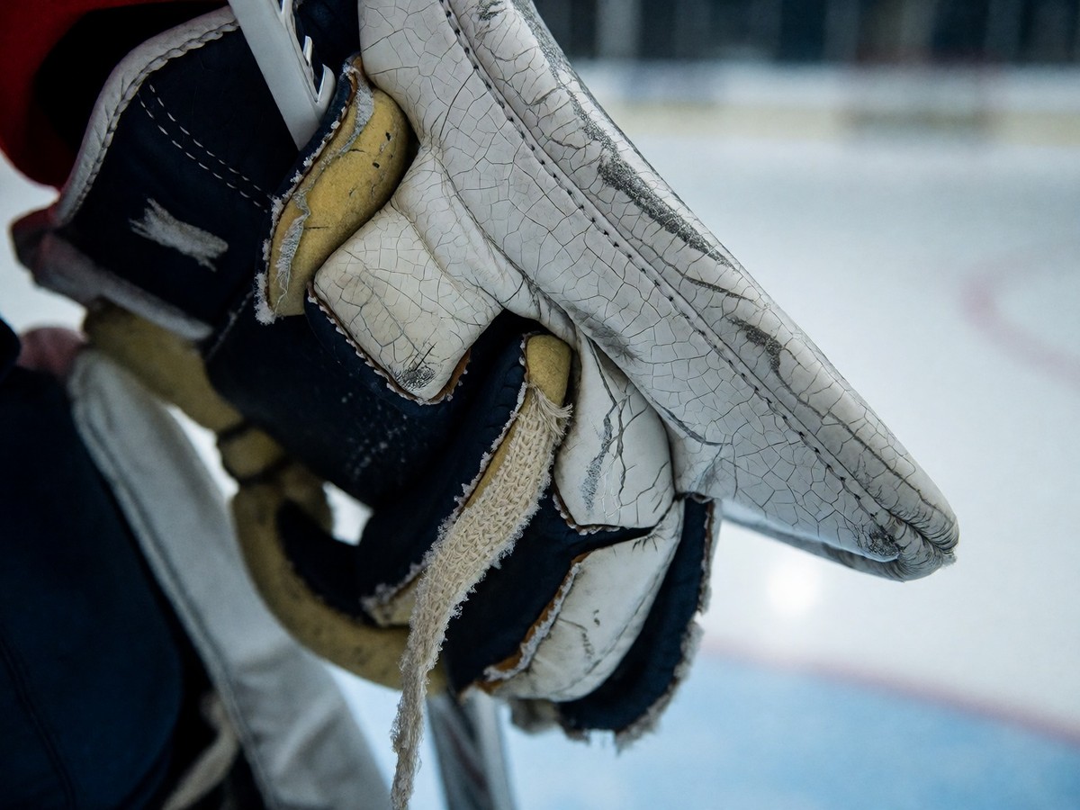 NHL goaltender workload and the 2026 Central Division grind