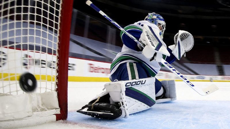 Pacific Division goaltending shifts and roster changes