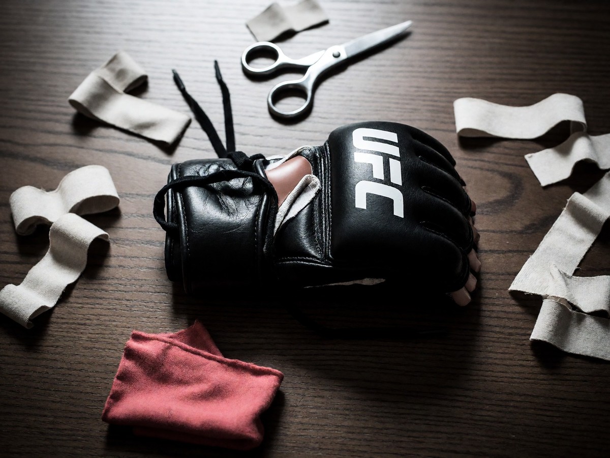 Alex Pereira faces October rematch deadline with Magomed Ankalaev