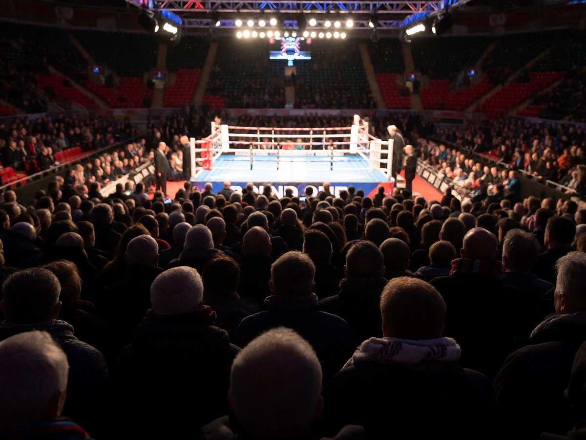 The weight of a third Usyk fight